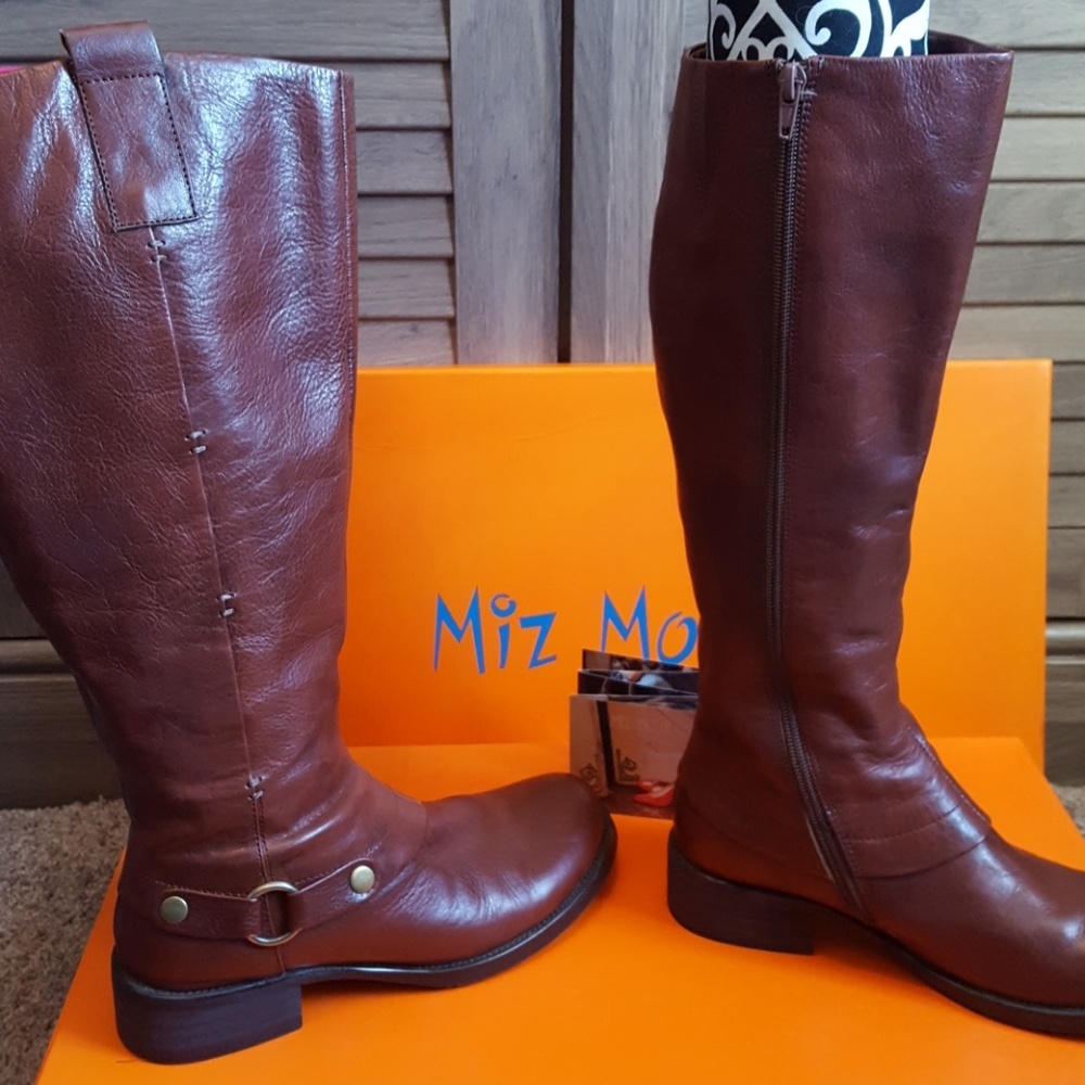 Miz Mooz Maggie riding boot
